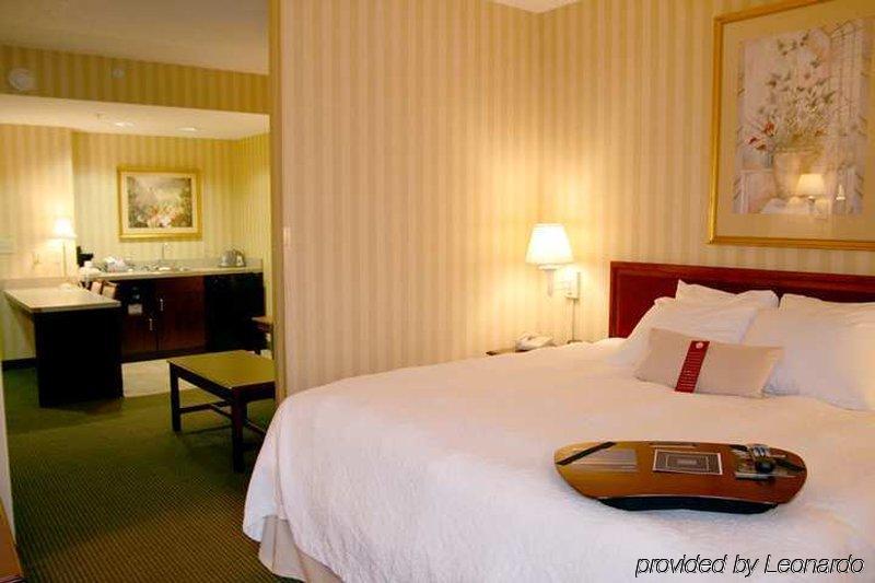 Hampton Inn Waynesboro/Stuarts Draft Fishersville Стая снимка
