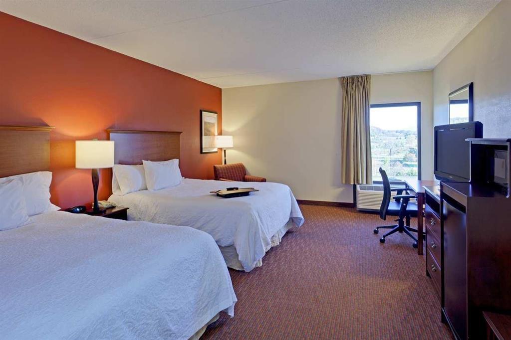 Hampton Inn Waynesboro/Stuarts Draft Fishersville Стая снимка